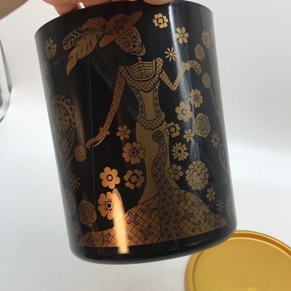 Tupperware One Touch Canister The Catrina - Picture 5 of 10